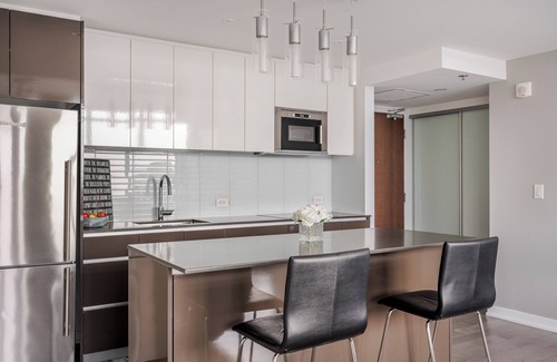 Byward Market - Parliament Hill Condo | Furnished 2 Bedroom PENTHOUSE -All Inclusive w Parking Available Downtown Ottawa