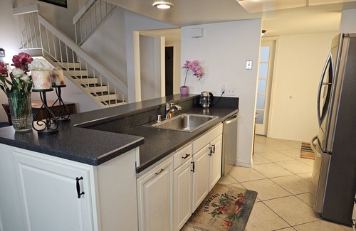 San Diego Country Estates House | Furnished 2BR Townhouse w/Pool, Hot Tub & Fireplace – 30-Day Stay