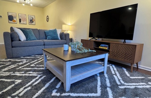 Belle Mead Condo | Furnished 3-bedroom 3-bath. Sleeps 6. 3 Queen beds.