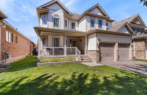 Glendale House | Furnished 3BR Spacious Monthly Stays Near NOTL