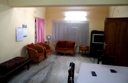 Kottayam House | Furnished AC 3 Bedroom House at Puthupally, Kottayam