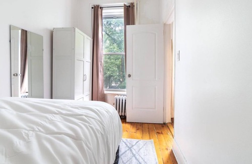 Clinton Hill Apartment | Furnished Apartment #1411: Fort Greene