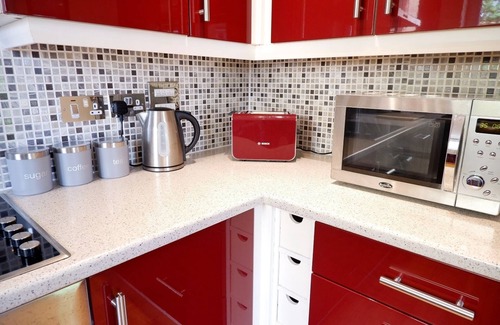Cambridge Apartment | Furnished apartment near Cambridge station with FREE Parkingn133 Warren Close