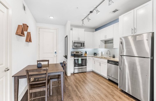 North Buckhead Apartment | Furnished Apartment in Buckhead
