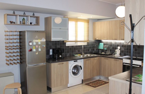 Exarhia Apartment | Furnished apartment in historic center of Athens