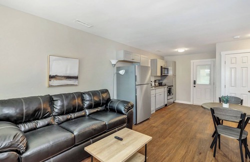 Huntsville Apartment | Furnished Apartment Near Redstone Gate 8