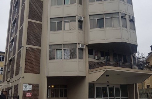 Garden District Apartment | Furnished bachelor studio near Dundas/College Station, Toronto Metropolitan Uni.