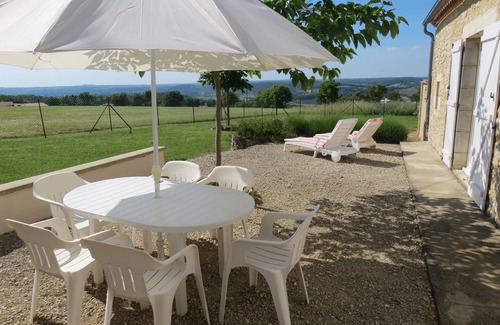 Mauroux House | Furnished barn with all comforts, beautiful view of the valley