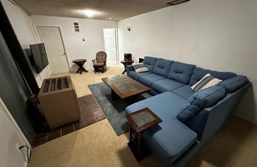 Ferndale Apartment | Furnished Basement Apartment