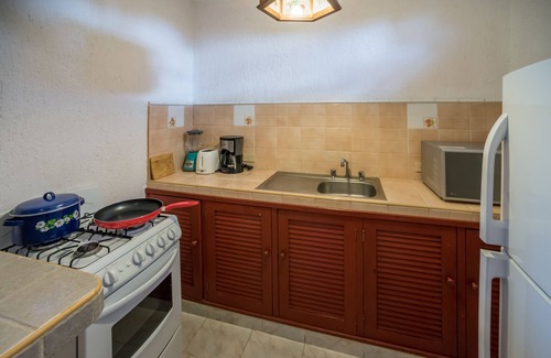 Colonia Centro Apartment | Furnished, Centrally located affortable apartment in Cozumel, Mexico