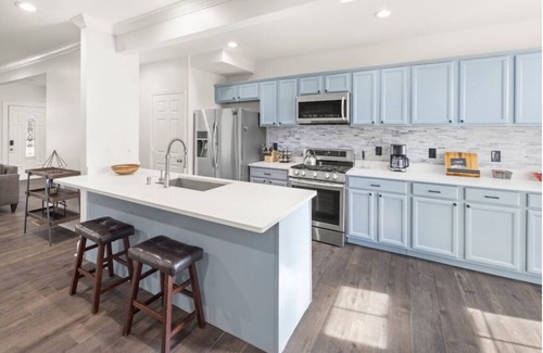 Brightwood Park House | Furnished, Cozy Family-/Pet-Friendly 4B4B Townhome with Turnkey Amenities