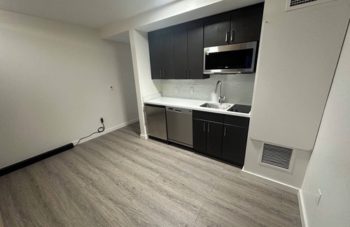 Quincy Apartment | Furnished Cozy Studio Apartment in the Heart of Quincy