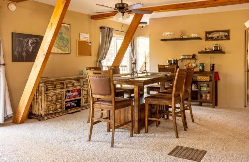 Happy Jack House | Furnished Deck and Fire Pit Happy Jack Cabin