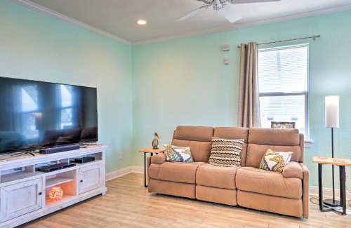 Surfside Beach House | Furnished Deck and Ocean Views Surfside Beach Home