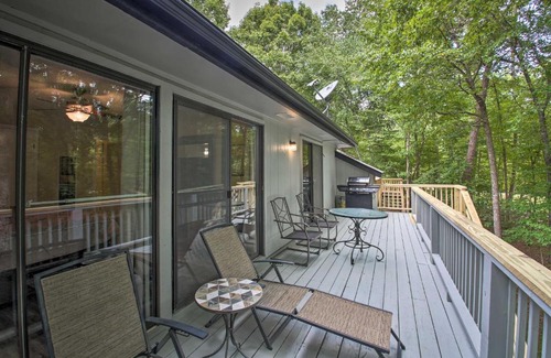 Hot Springs Village House | Furnished Deck and Grill Hot Springs House