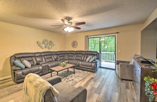 Hot Springs Village House | Furnished Deck and Grill Hot Springs House