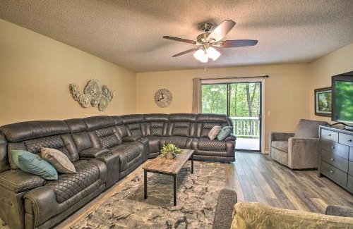 Hot Springs Village House | Furnished Deck and Grill Hot Springs House