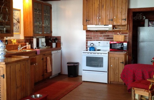 Hailey Cabin | Furnished Executive Rental Swedish Log Cabin Mountain Retreat