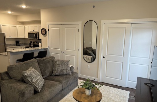 Bettendorf Apartment | Furnished Executive Studio Apartment on the Duck Creek Bike Path in Bettendorf.