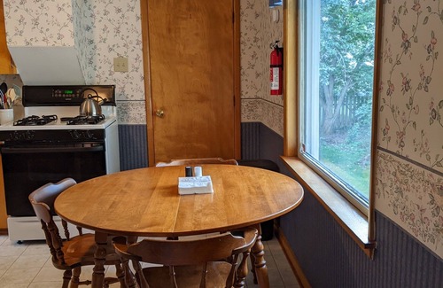 Calumet House | Furnished home in Historic Calumet