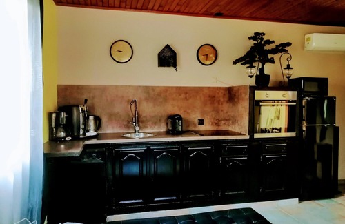 Aubais House | Furnished " main residence extension " 4/places 5 if 2 children -10ans.