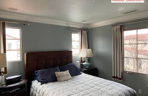 Newhall House | FURNISHED MASTER BEDROOM - NEAR PUBLIC TRANSIt