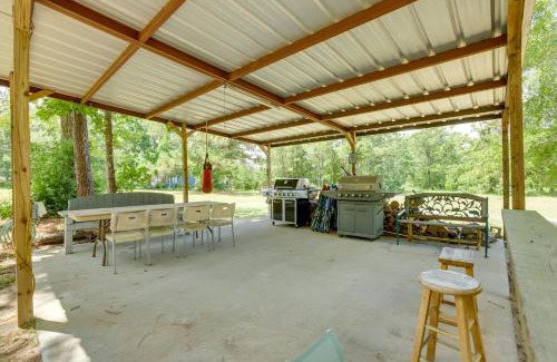 Cleveland House | Furnished Outdoor Oasis! 22 Mi to Lake Livingston