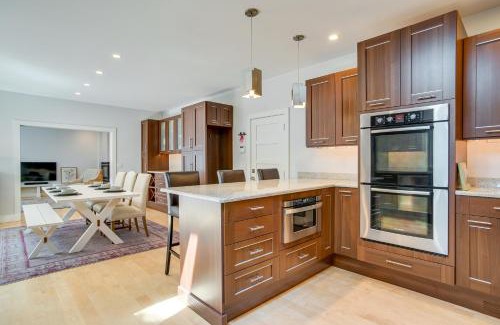 Centerville House | Furnished Patio Family-Friendly Cape Cod Home!