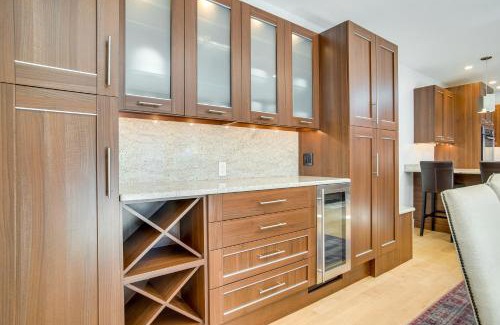 Centerville House | Furnished Patio Family-Friendly Cape Cod Home!
