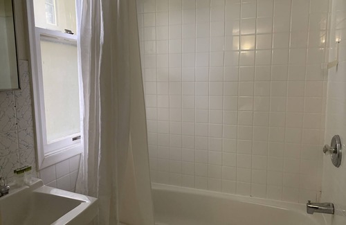 Bracebridge Hotel | Furnished rental in central location with amazing view
