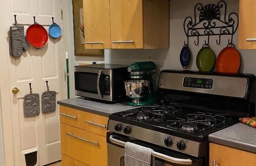 Florence House | Furnished Rental monthly/weekly rental with discount!
