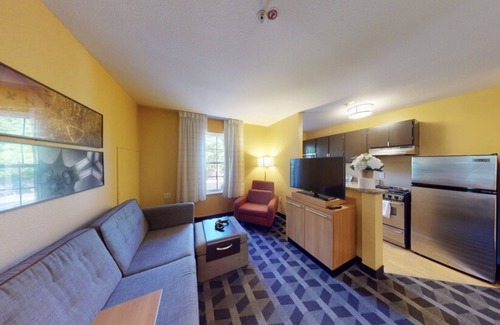 Tewksbury Apartment | Furnished Residences at Tewksbury