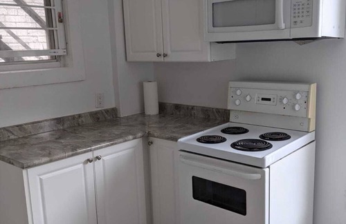Garden District House | Furnished Room in a House in Downtown