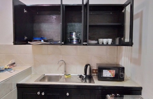 Brazzaville Apartment | Furnished room in Brazzaville
