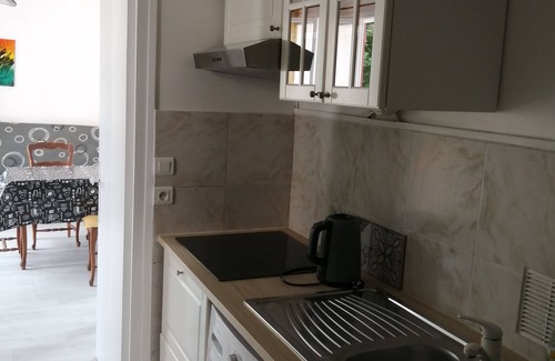 Guethary Apartment | Furnished studio guéthary (Basque coast) 30m2 town center and beaches on foot