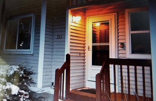 Rockville House | Furnished town-house with garage. 1 bedroom; 1 full bathroom and half bath