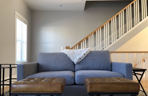 Louisville House | Furnished Townhome in Downtown Louisville