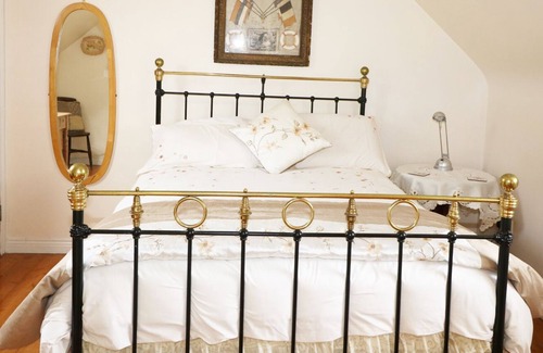 Waterville Cottage | FUSCHIA COTTAGE, pet friendly in Waterville, County Kerry