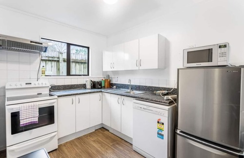 Clover Park House | Fusion Modern Escape with Parking and Patio
