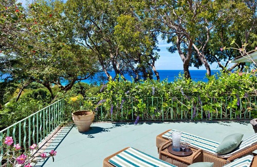 Clinketts House | Fustic House Luxury estate