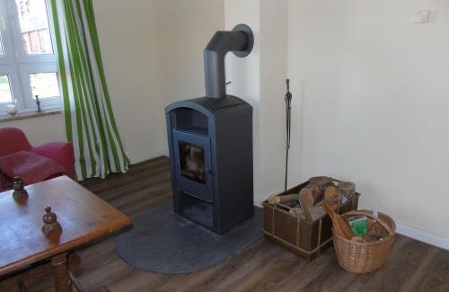 Gielow Apartment | Futterhaus neben der Wasserburg Liepen