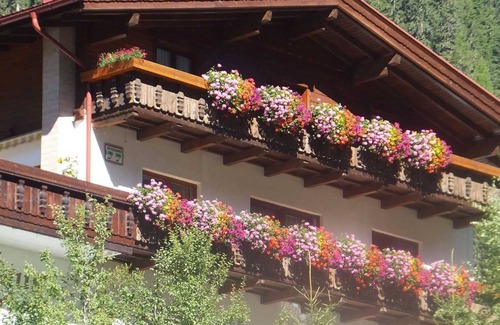 Feichten Apartment | FW glacier view - house Almrausch