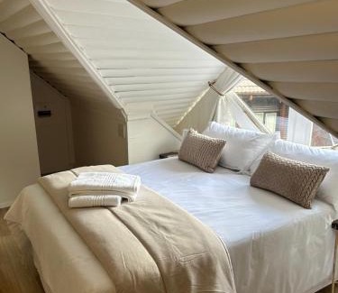 Kloof Apartment | Fyndraai bachelors flat
