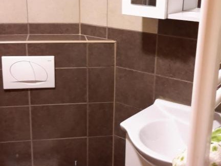 Komlo Apartment | Gábor Apartman Komló