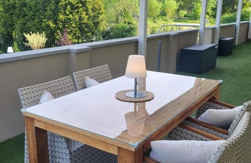 Losheim am See Apartment | Gästehaus am Bachlauf Losheim am See beautiful FEWO 68m²/1-4Pers terrace&garden