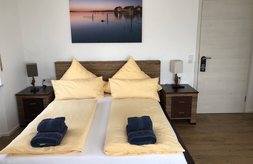 Gaienhofen House | Gästehaus am See