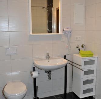Oschersleben Apartment | Gästehaus Am Wald Oschersleben