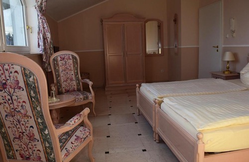 Bad Muender am Deister Bed & Breakfast | Gästehaus Barese