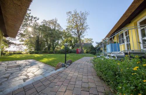 Ostseebad Ahrenshoop House | Gästehaus Bergfalke