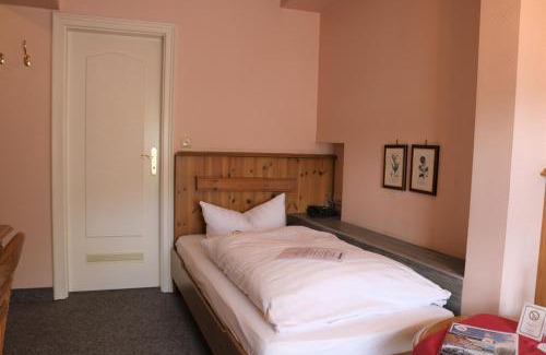 Adenau Hotel | Gästehaus Blaue Ecke